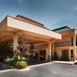 Surestay Plus Hotel By Best Western Southern Pines Pinehurst Exterior photo