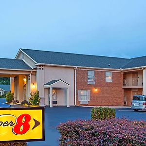 Super 8 By Wyndham Covington Hotel Exterior photo