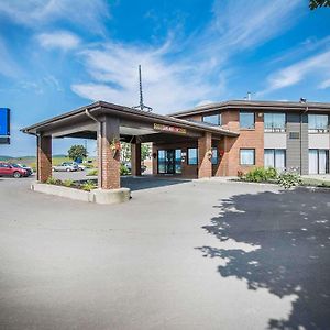 Comfort Inn Edmundston Exterior photo