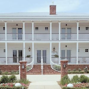 Oyster Bay Boutique Hotel Pensacola Exterior photo