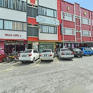 Oyo 90431 Cz Hotel Pasir Puteh Exterior photo