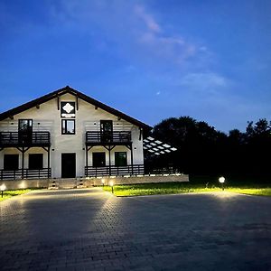 Casa Cu Flori Maramures Carbunari  Exterior photo