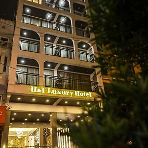 H&T Luxury Hotel Sa Pa Exterior photo