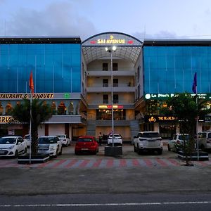Hotel Sai Inn Rajpipla Exterior photo