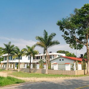 Hotel Campestre Villas De Santa Rita Tauramena Exterior photo