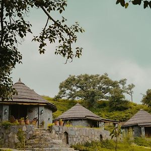 Turban Nature Wilderness Resort, Kumbhalgarh Exterior photo