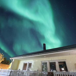 Arctic Light Holiday House Jukkasjarvi Exterior photo