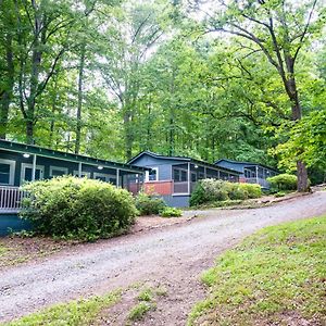 Foggy Bottom Cabins Hotel Pisgah Forest Exterior photo