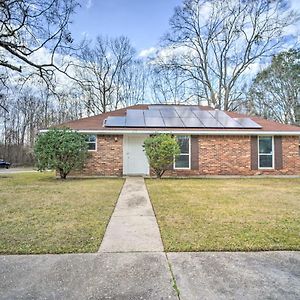 Family-Friendly Baton Rouge Abode With Patio! Villa Exterior photo