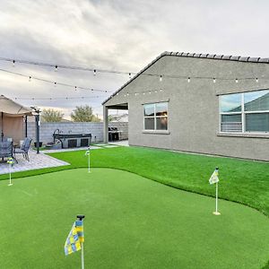 Glendale Oasis With Hot Tub And Putting Green! Exterior photo
