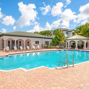 Bright And Modern Apartments At Palm Trace Landings In South Florida Davie Exterior photo