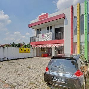 Oyo 2657 Pelangi Residence Bandar Lampung Exterior photo