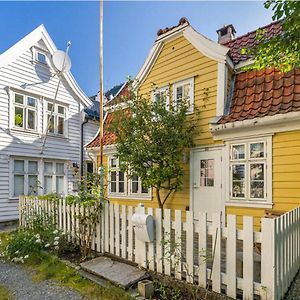 Charming Bergen House, Rare Historic House From 1779, Whole House Apartment Exterior photo