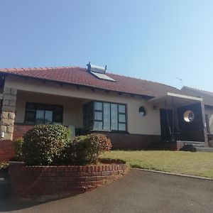 Rickie Rooms Durban Exterior photo
