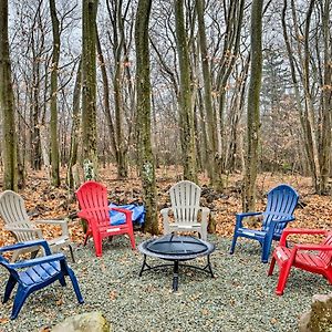 Charming Tobyhanna Home With Fire Pit And Lake Access! Exterior photo