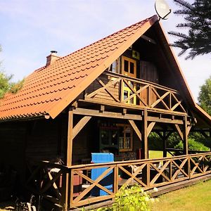 Domek Jezioraczek Villa Urowo Exterior photo