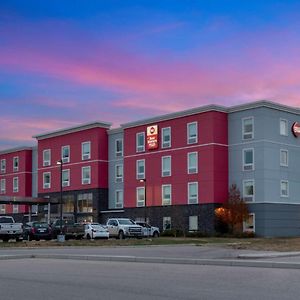 Best Western Plus Airport Inn & Suites Saskatoon Exterior photo