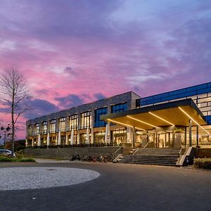 Van Der Valk Hotel Heerlen Exterior photo