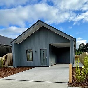 The Eco House Villa Wanaka Exterior photo