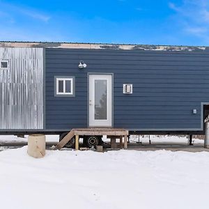 Blue Tiny Home@Cloverdale Cabins Hinckley Exterior photo