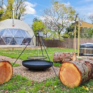 Luxury Dome With Private Wood-Fired Hot Tub Hotel Oxford Exterior photo