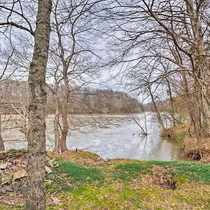 Ranch Home With Front Porch On Etowah River! Cartersville Exterior photo