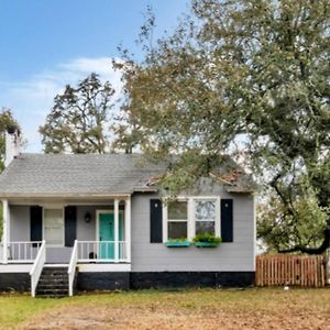 Cozy Cottage In Midtown, Near Hospitals & Downtown Mobile Exterior photo