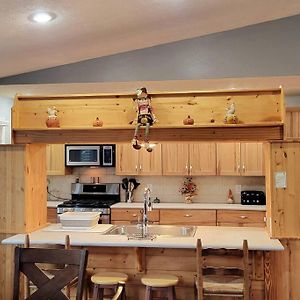 Riverfront Cabin Near The Smokys With A Hot Tub Cosby Exterior photo