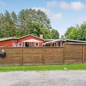 Stunning Home In Faxe Ladeplads With Wifi Fakse Ladeplads Exterior photo