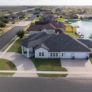 Waterfront Lake House - Beach & Dt 20 Mins - Hot Tub Robstown Exterior photo