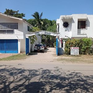 Hotel Villa Mary Apartaestudios Playa Maizal Exterior photo