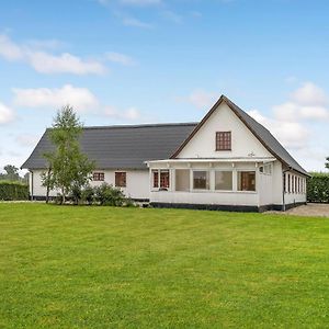 Nice Home In Kvrndrup With 6 Bedrooms And Wifi Kvaerndrup Exterior photo