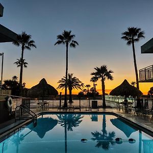 Tahitian Beach Resort St. Pete Beach Exterior photo