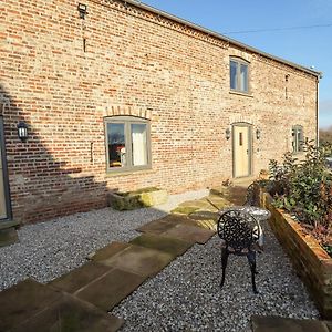 The Hay Barn Villa Doncaster Exterior photo