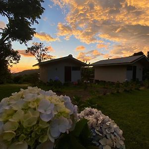 Rancho Huacatay Bed & Breakfast Monteverde Exterior photo