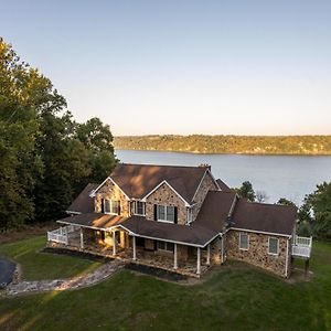 River Haven With Hot Tub Delta Exterior photo