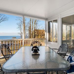 Lakefront Getaway By Michigan Waterfront Luxury Properties Rothbury Exterior photo