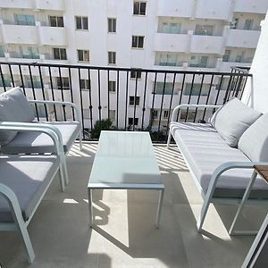 Stylish Seaside 3 Bed Apartment With Terrace + Sea View Benalmadena Exterior photo