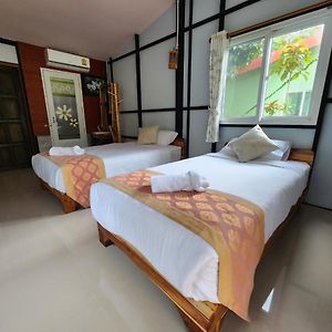 Suankafae Resort สวนกาแฟรีสอร์ท Surat Thani Exterior photo