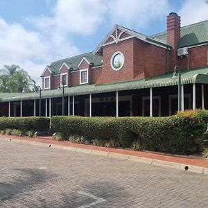 Pietersburg Club Hotel Exterior photo