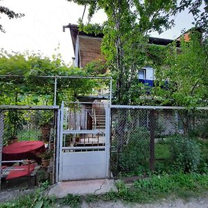 Lidia House Hotel Dilijan Exterior photo