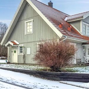 Nice Apartment In Sigtuna With 2 Bedrooms And Wifi Exterior photo