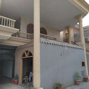 M.M Palace Guest House Peshawar Exterior photo
