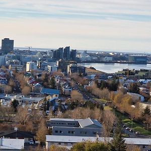 Panoramic Studio Apartment With Stunning View - Free Parking Reykjavik Exterior photo