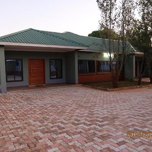 Lolani Apartments Lusaka Exterior photo