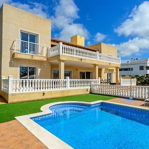 Villa Next To Playa Bossa Sant Josep de sa Talaia Exterior photo