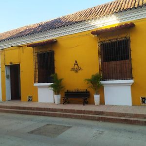 Hotel Casa Alicia Mompox Exterior photo