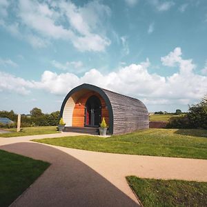 Kingscote Barn Apartment Tetbury Exterior photo