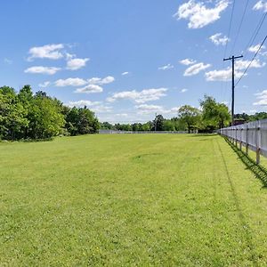 Historic Home With Yard Near High Point University Exterior photo