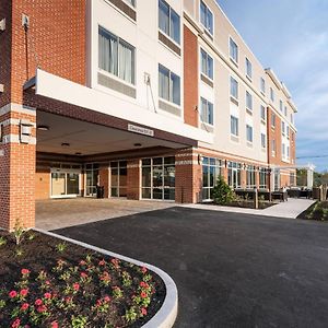 Courtyard By Marriott Boston Littleton Hotel Exterior photo